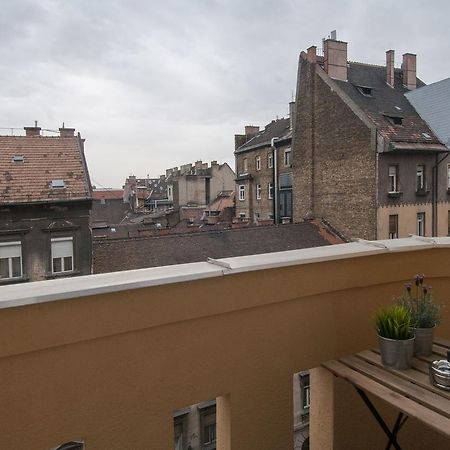Stylish Downtown Apartment Budapest Esterno foto