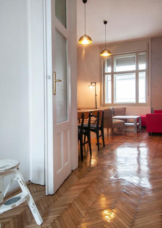 Stylish Downtown Apartment Budapest Esterno foto