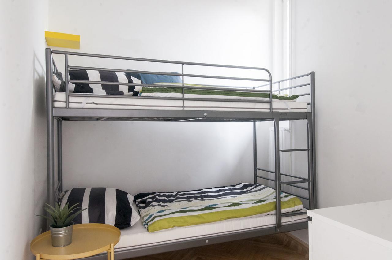 Stylish Downtown Apartment Budapest Esterno foto